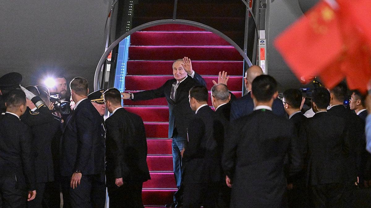 ОХУ-ЫН ЕРӨНХИЙЛӨГЧИЙН БНХАУ-Д ХИЙСЭН АЙЛЧЛАЛ АМЖИЛТТАЙ ӨНДӨРЛӨЛӨӨ