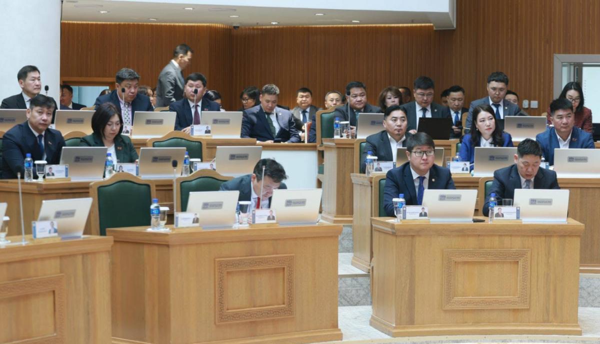 УИХ НИТХ-ЫН ХУУЛИАР ХАМГААЛАГДСАН БҮРЭН ЭРХЭНД ХАЛДСАН УУ