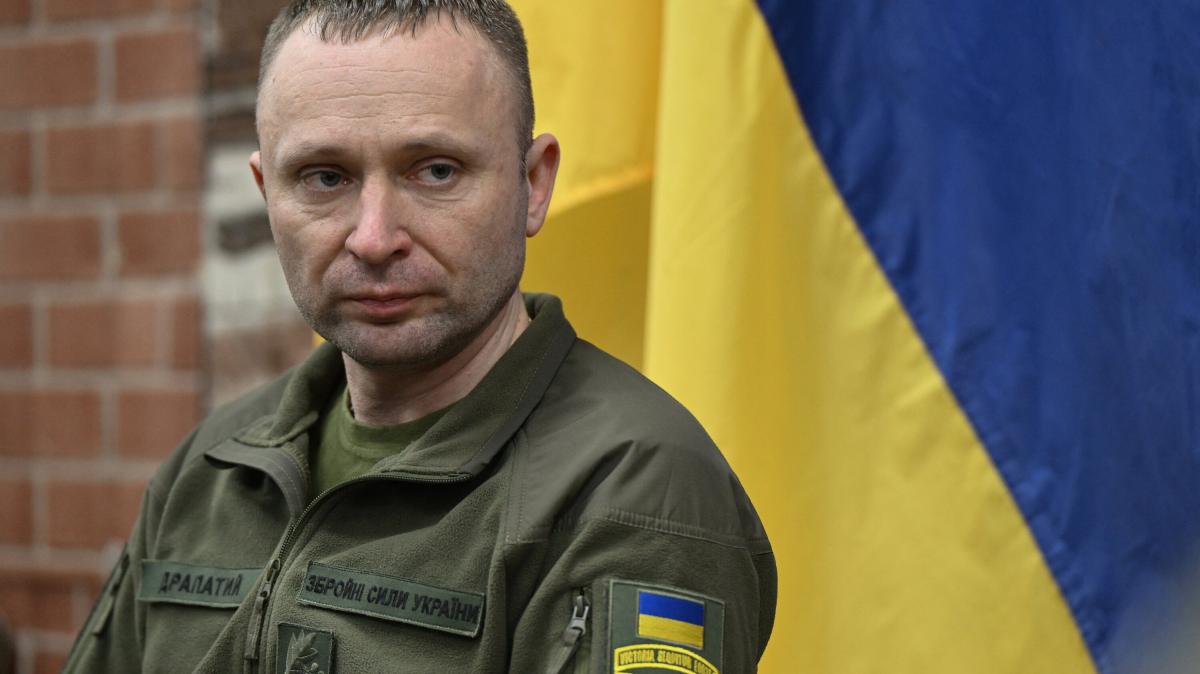 УКРАИНЫ ЗЭВСЭГТ ХҮЧНИЙ КОМАНДЛАГЧИЙГ БАРИВЧЛАХ ЗАХИРАМЖ ГАРГАЖЭЭ