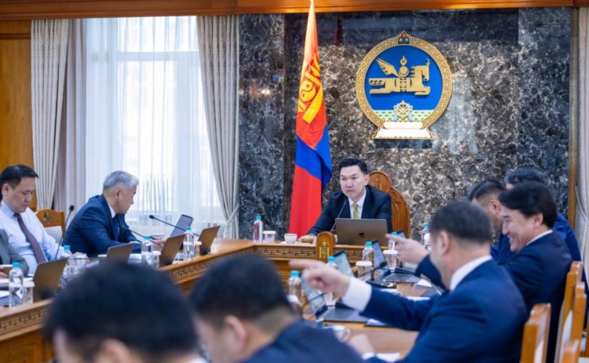 ЗАСГИЙН ГАЗРЫН ЭЭЛЖИТ БУС ХУРАЛААН БОЛЖ БАЙНА