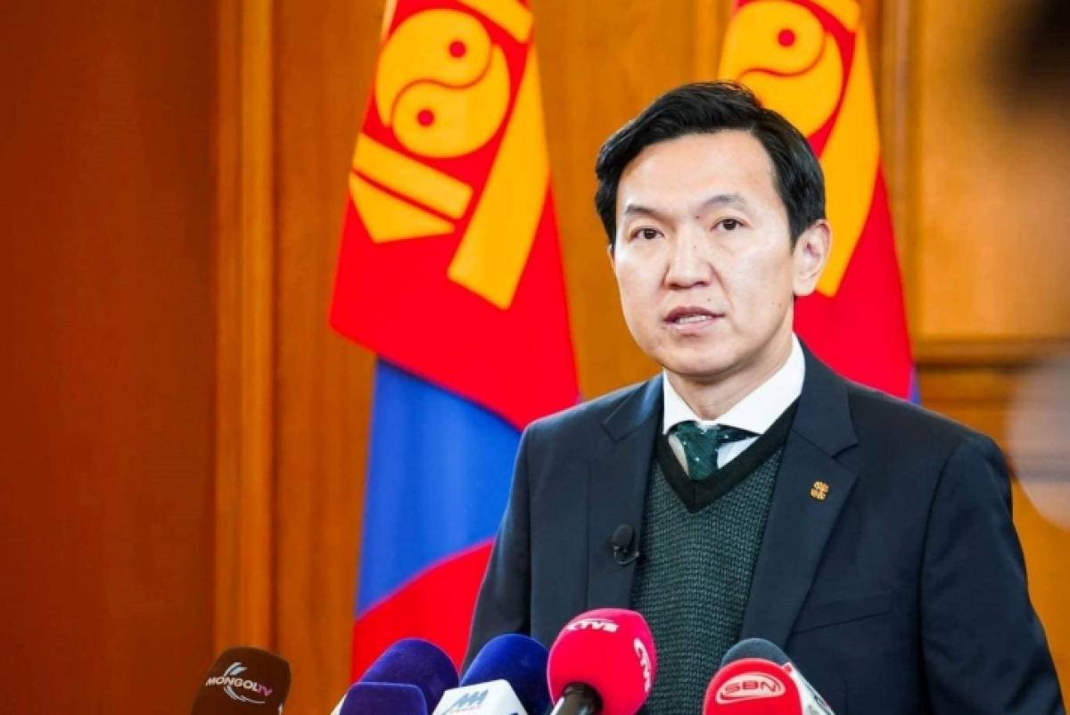 ТӨРИЙН ӨМЧИТ ҮЙЛДВЭРИЙН ГАЗРУУДЫН 30 ХУВИЙГ ЦОМХОТГОЛОО